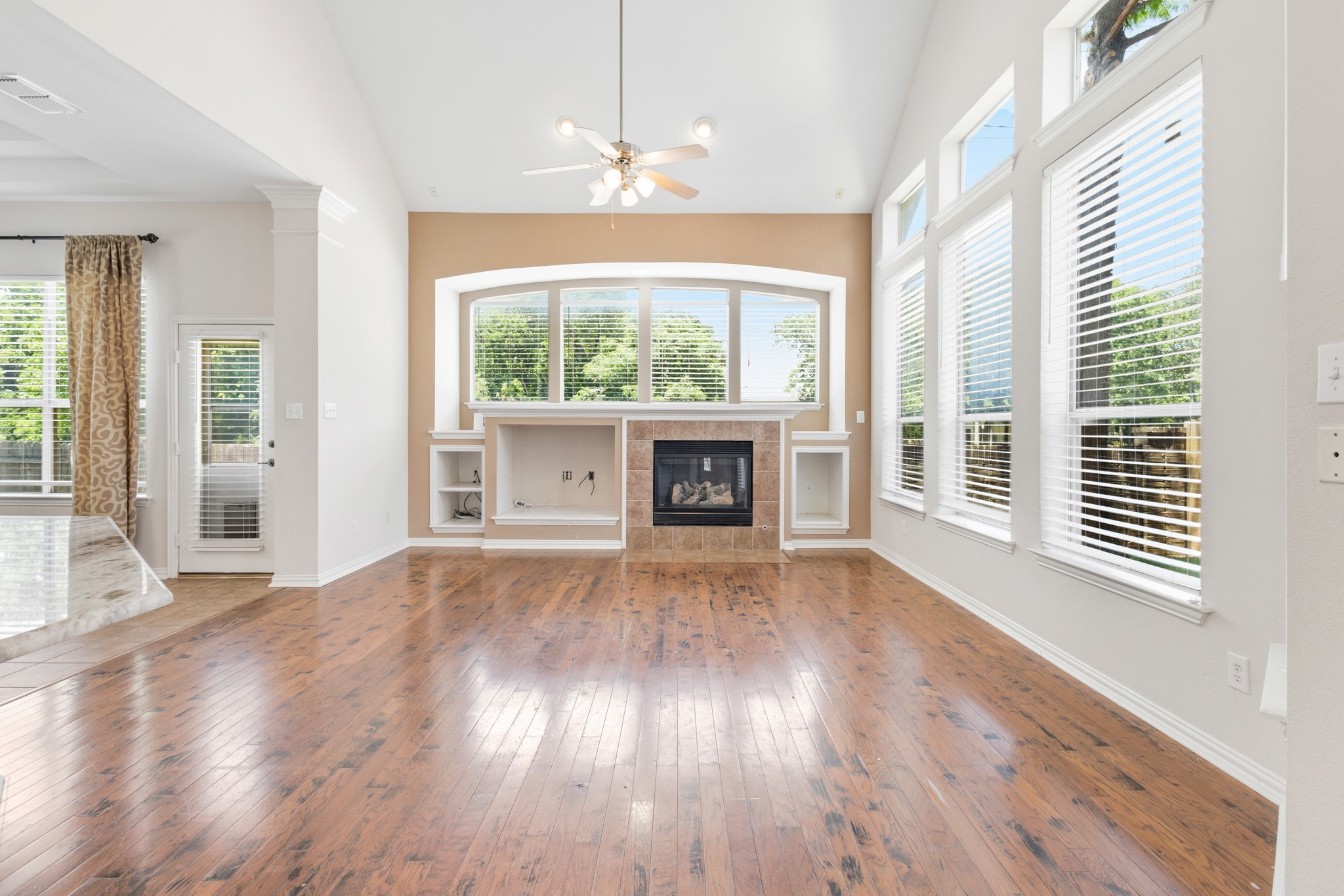 2223 Grizzly Run Lane Euless TX 76039