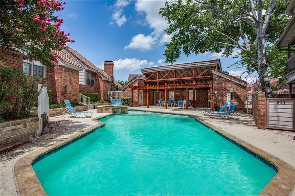 18240 Midway Road Dallas TX 75287