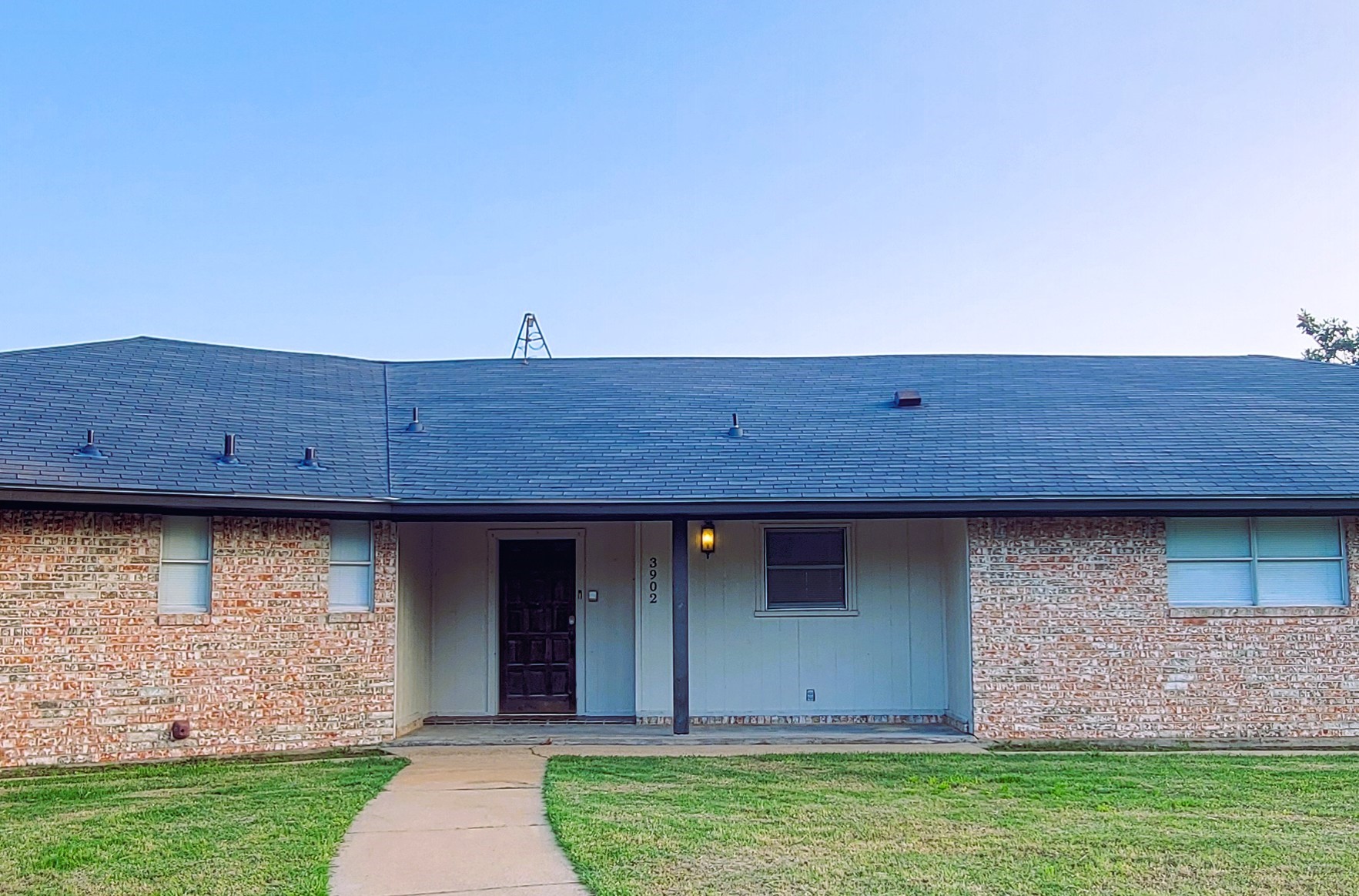 3902 E Bankhead Highway Weatherford TX 76087