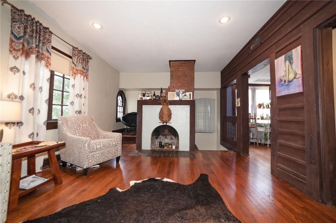 4038 N Roswell Street Dallas TX 75219