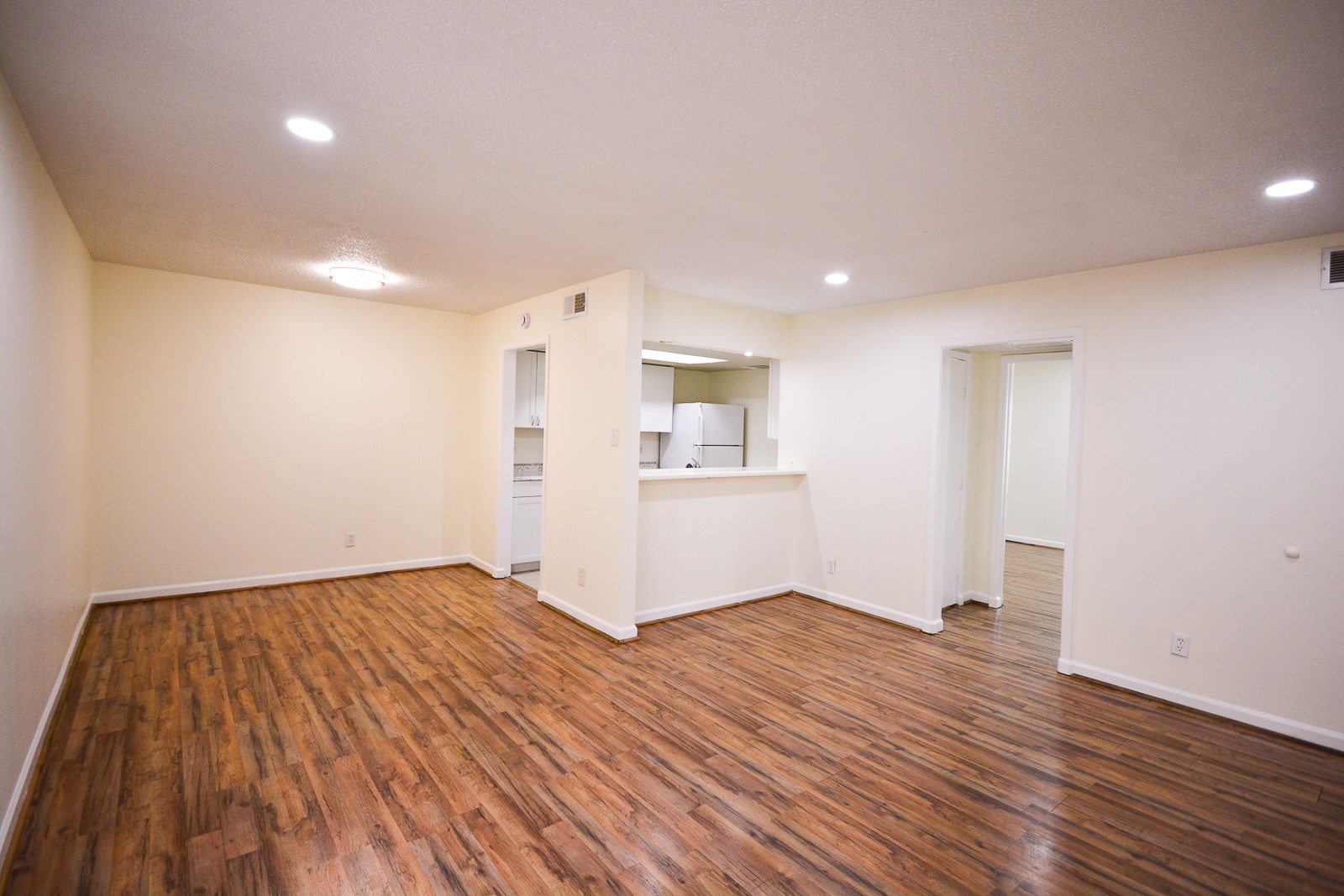 12816 Midway Road Dallas TX 75244