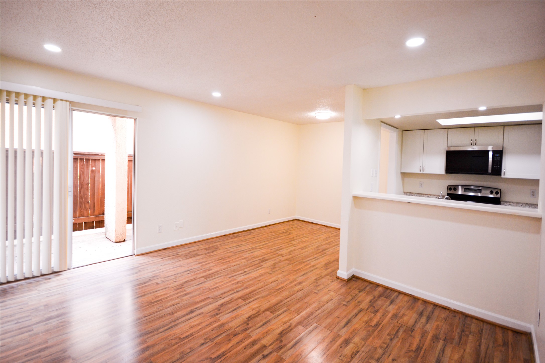 12816 Midway Road Dallas TX 75244