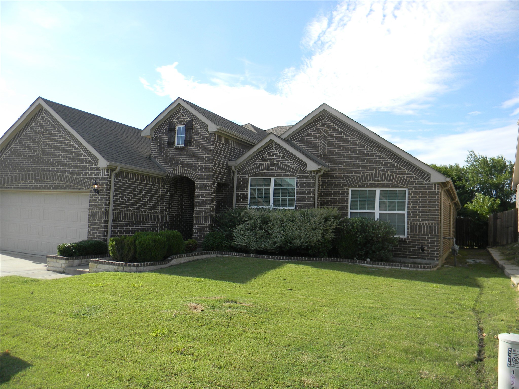 1925 Angein Lane Fort Worth TX 76131