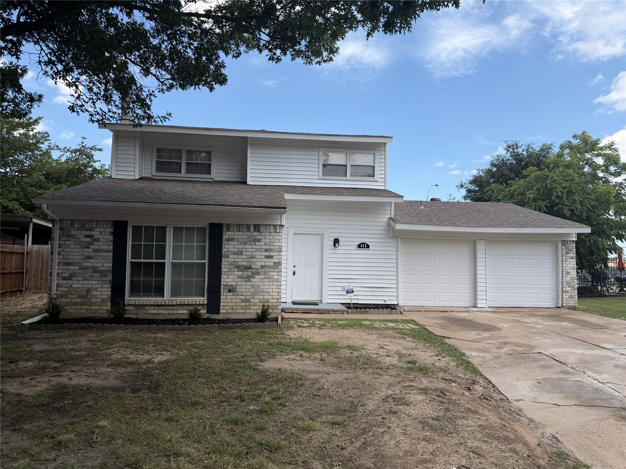 415 Stonehenge Drive Arlington TX 76014