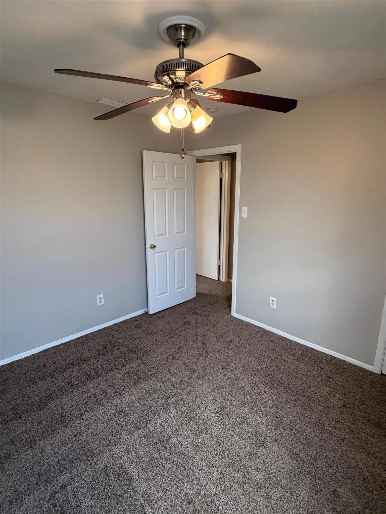 415 Stonehenge Drive Arlington TX 76014