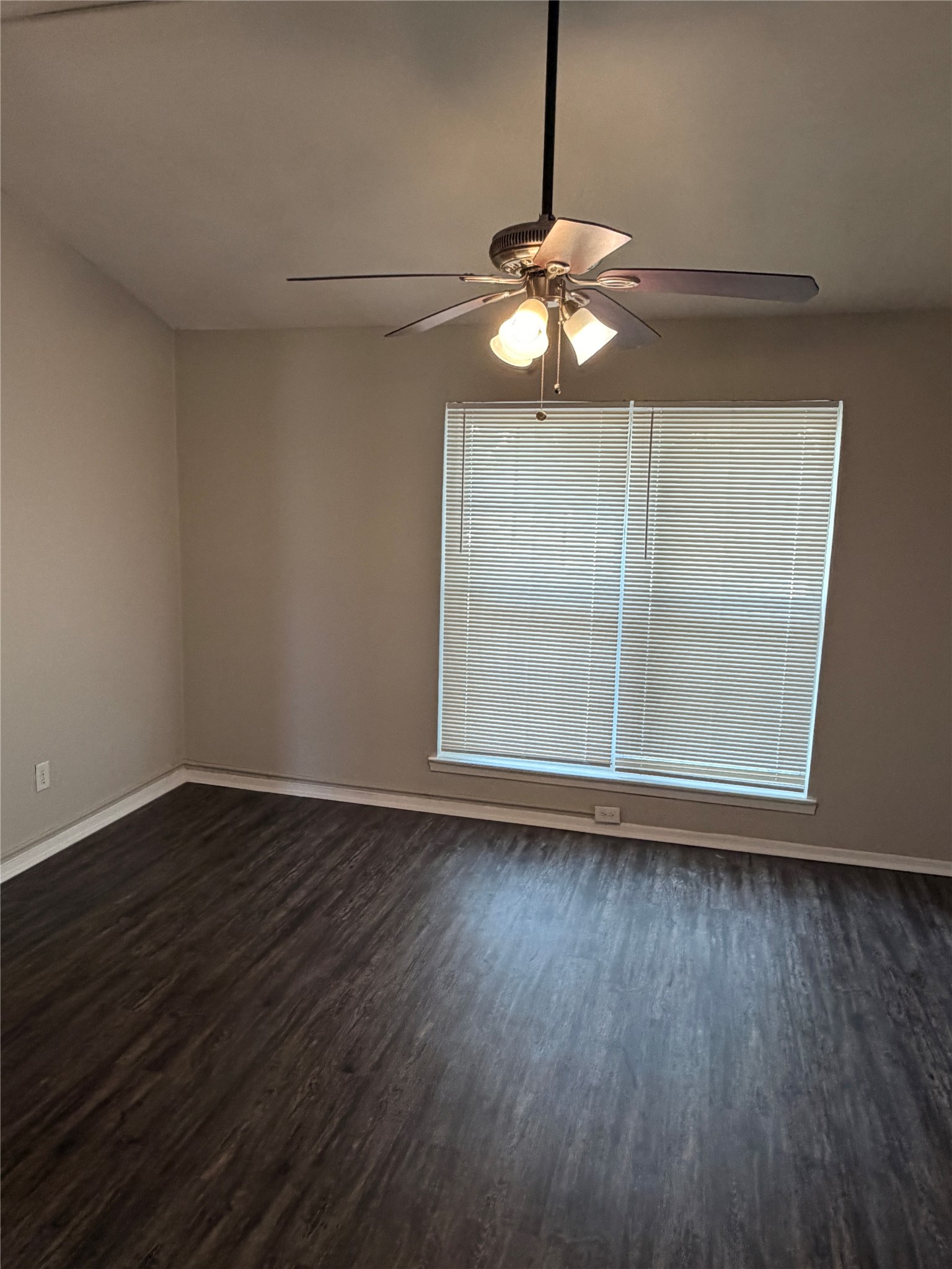 415 Stonehenge Drive Arlington TX 76014