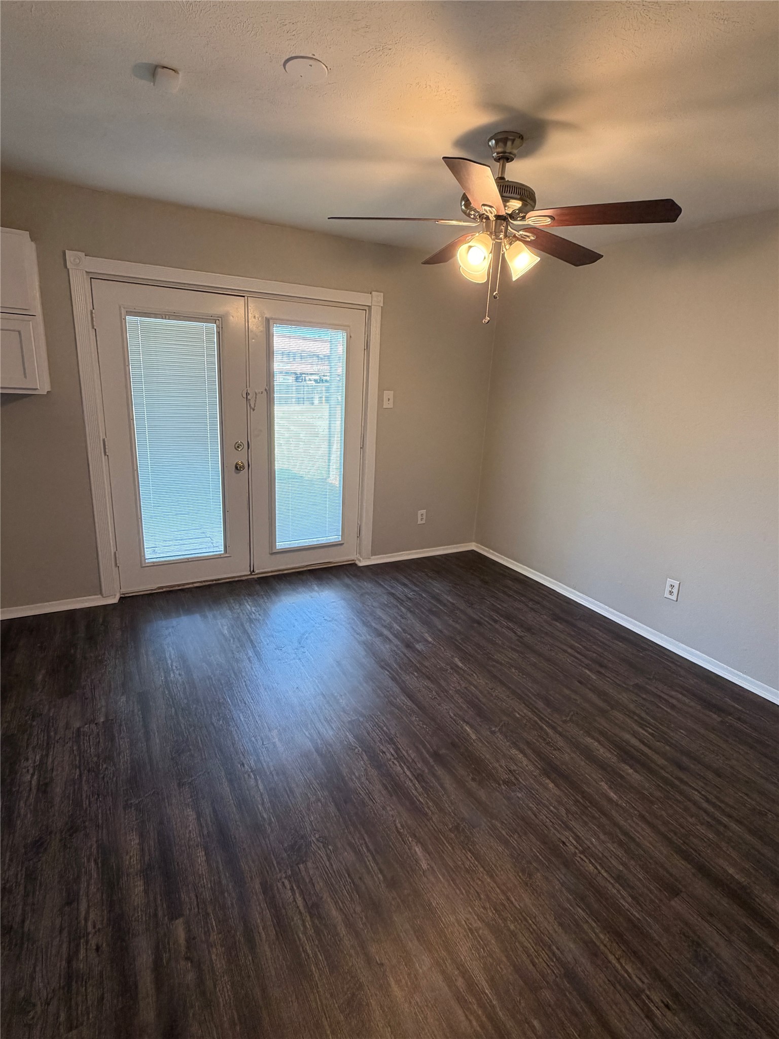 415 Stonehenge Drive Arlington TX 76014