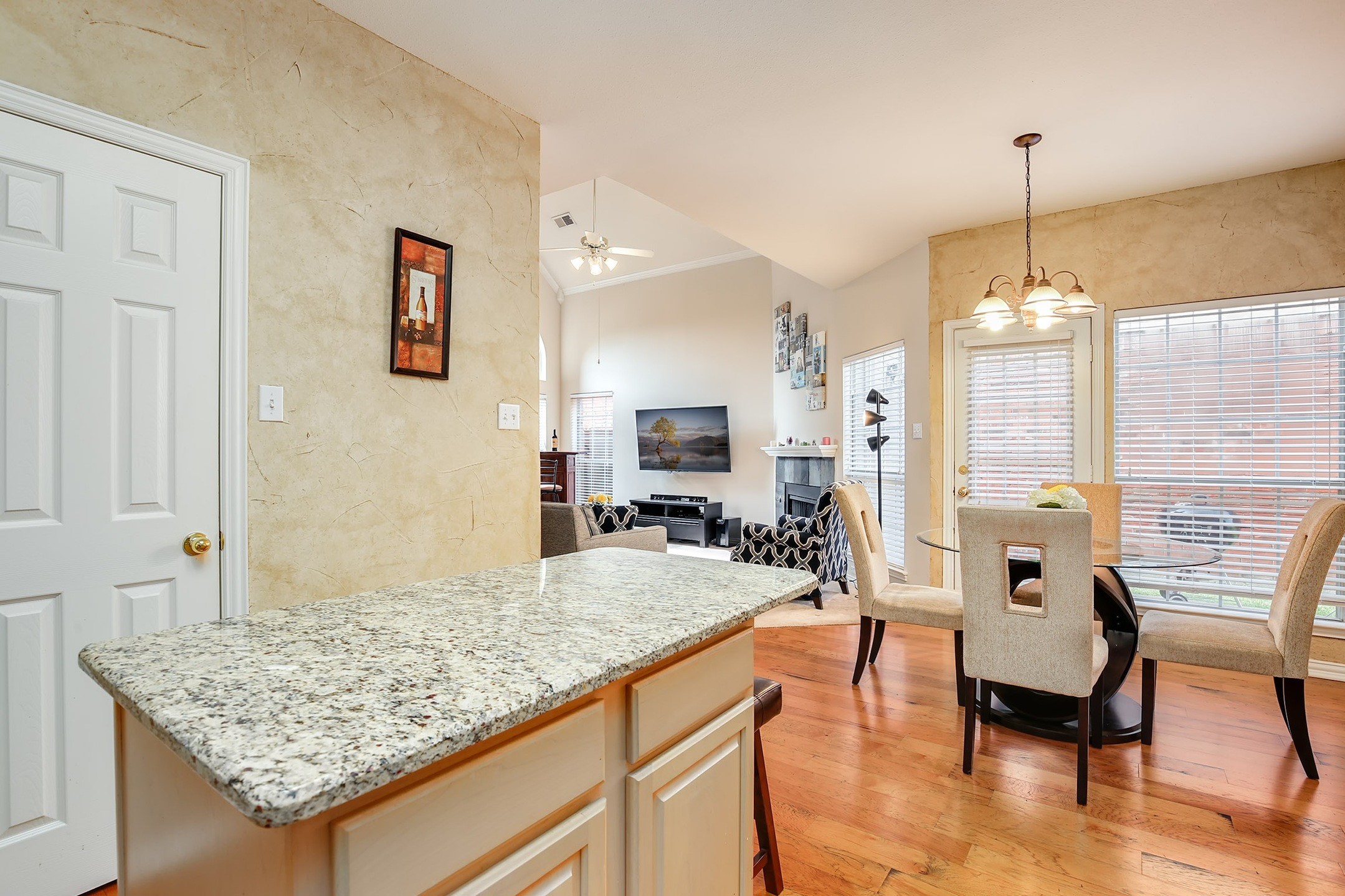 18719 Riverstone Court Dallas TX 75252