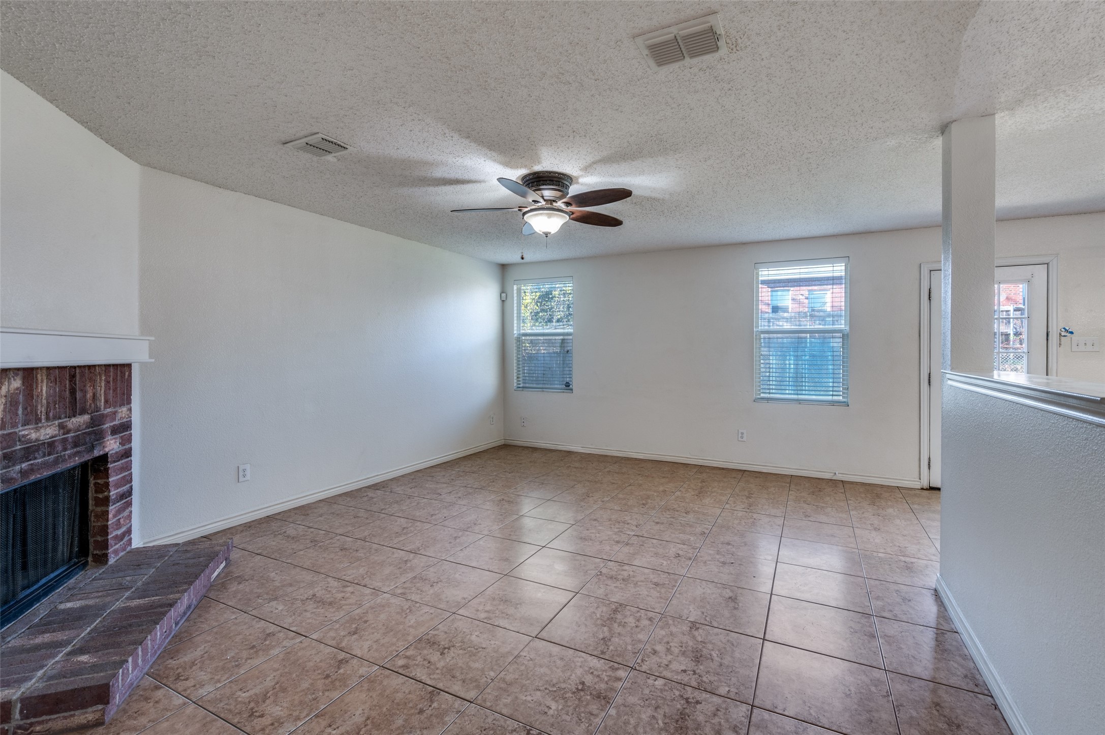 8402 Olivia Meadow Drive Arlington TX 76002