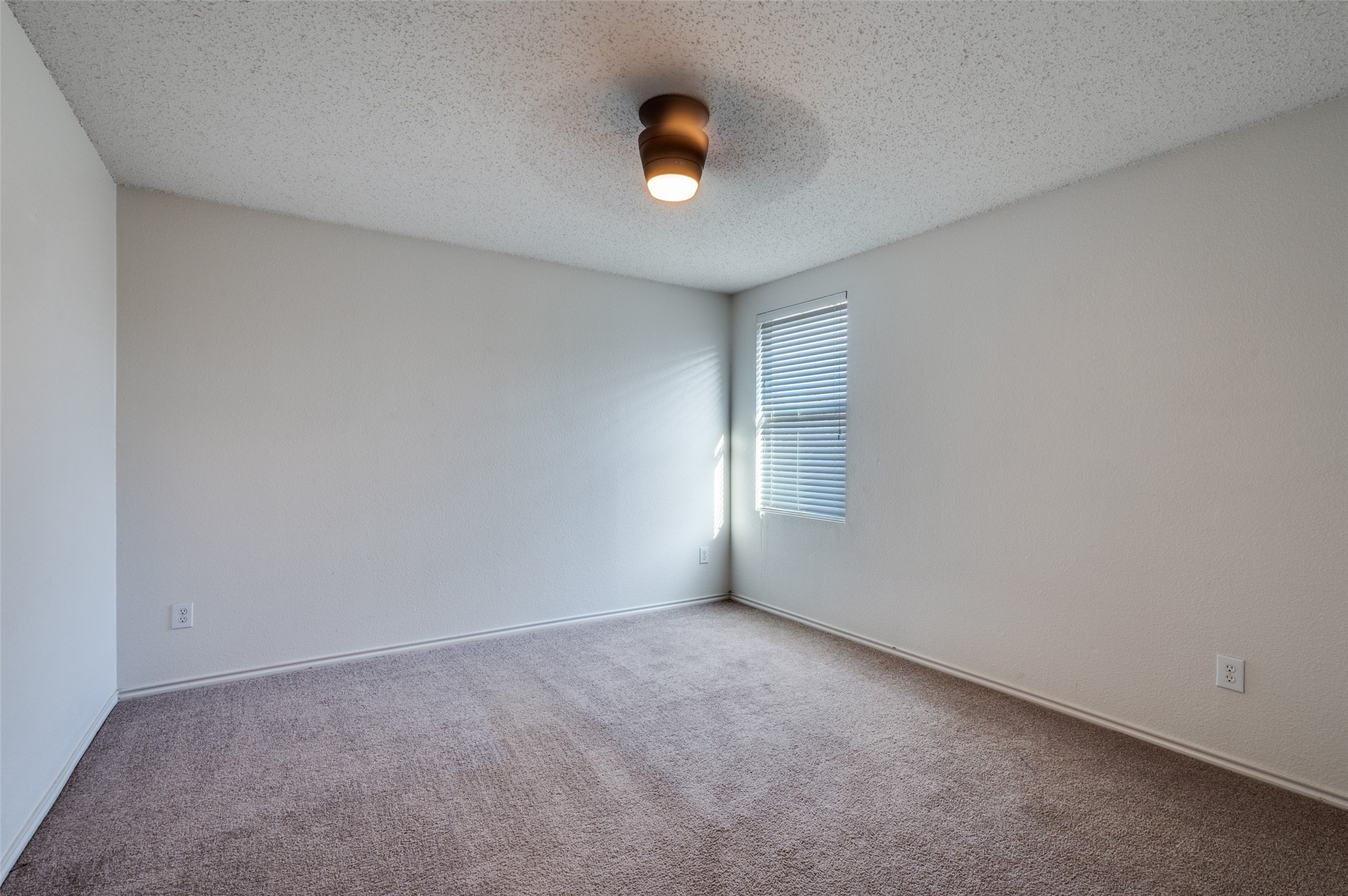 8402 Olivia Meadow Drive Arlington TX 76002