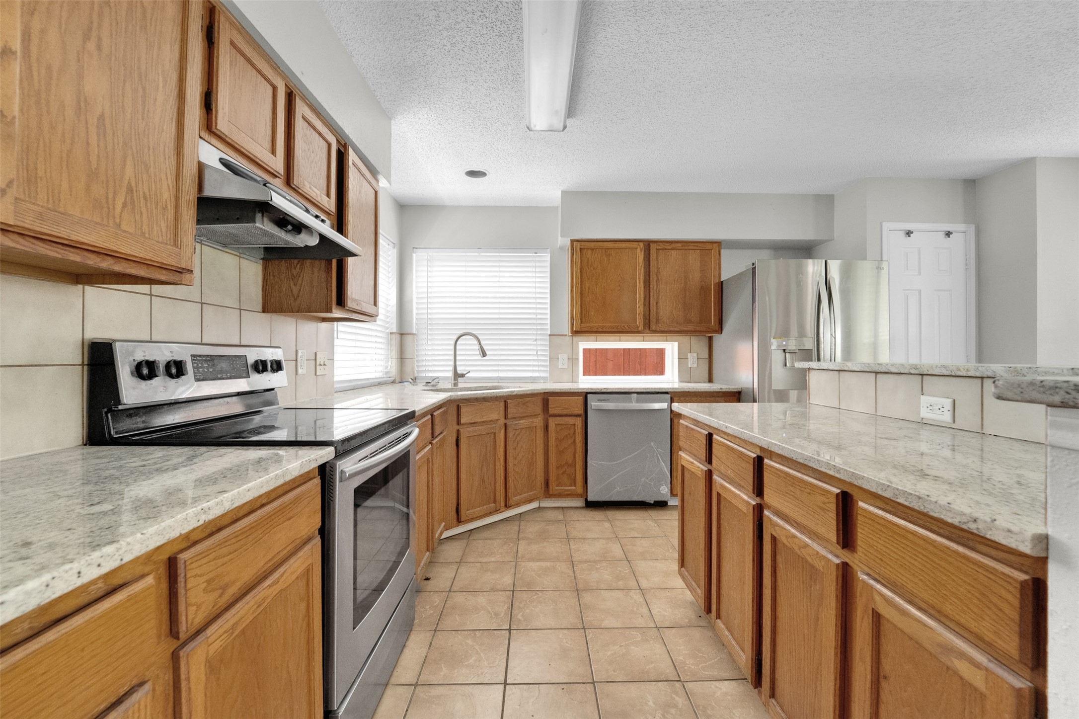 340 Clayton Street Grand Prairie TX 75052