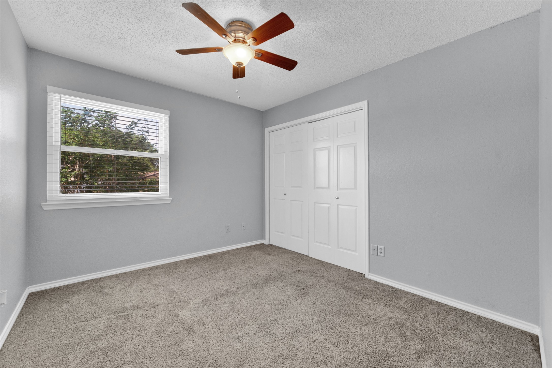 340 Clayton Street Grand Prairie TX 75052