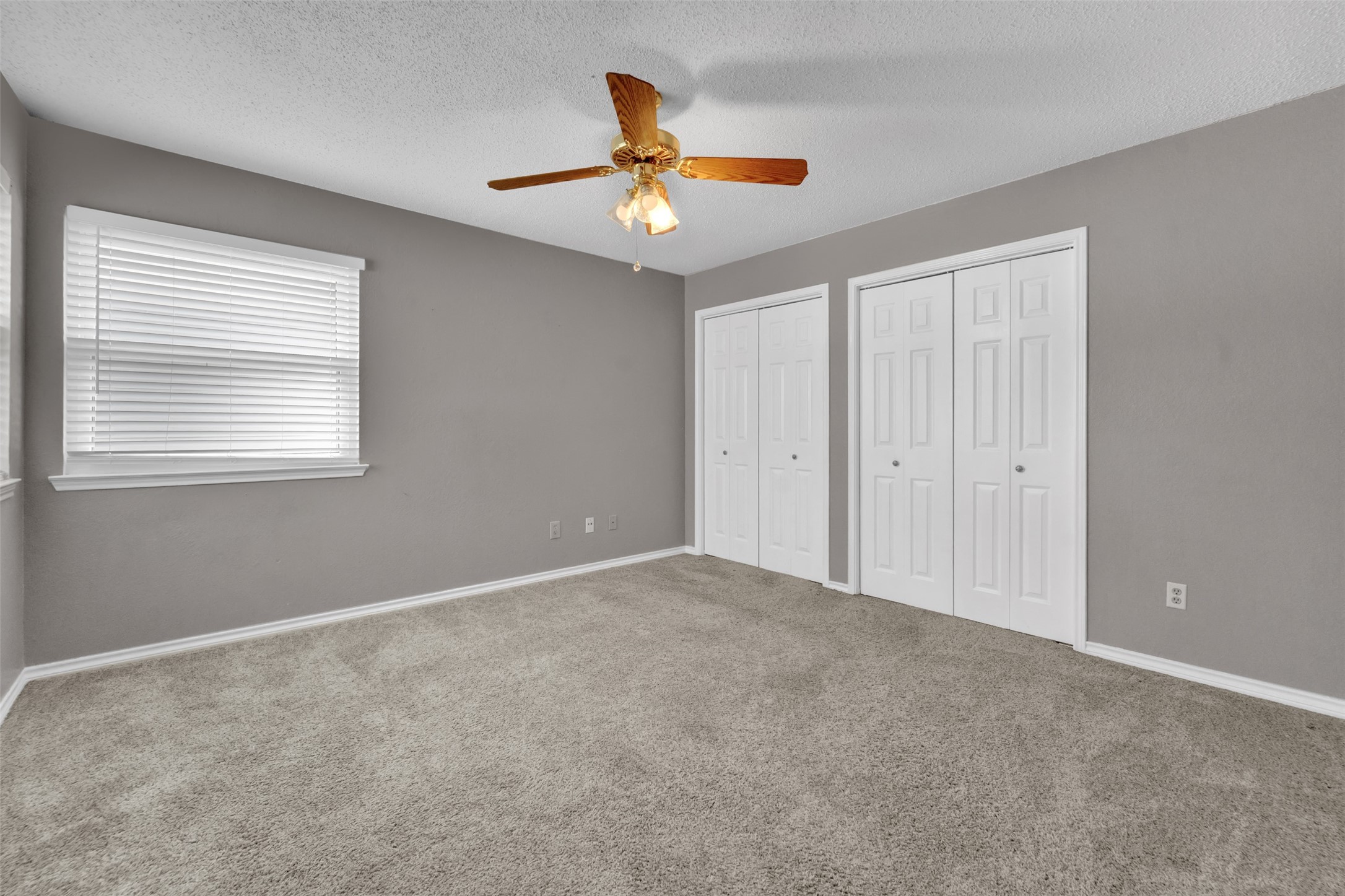 340 Clayton Street Grand Prairie TX 75052