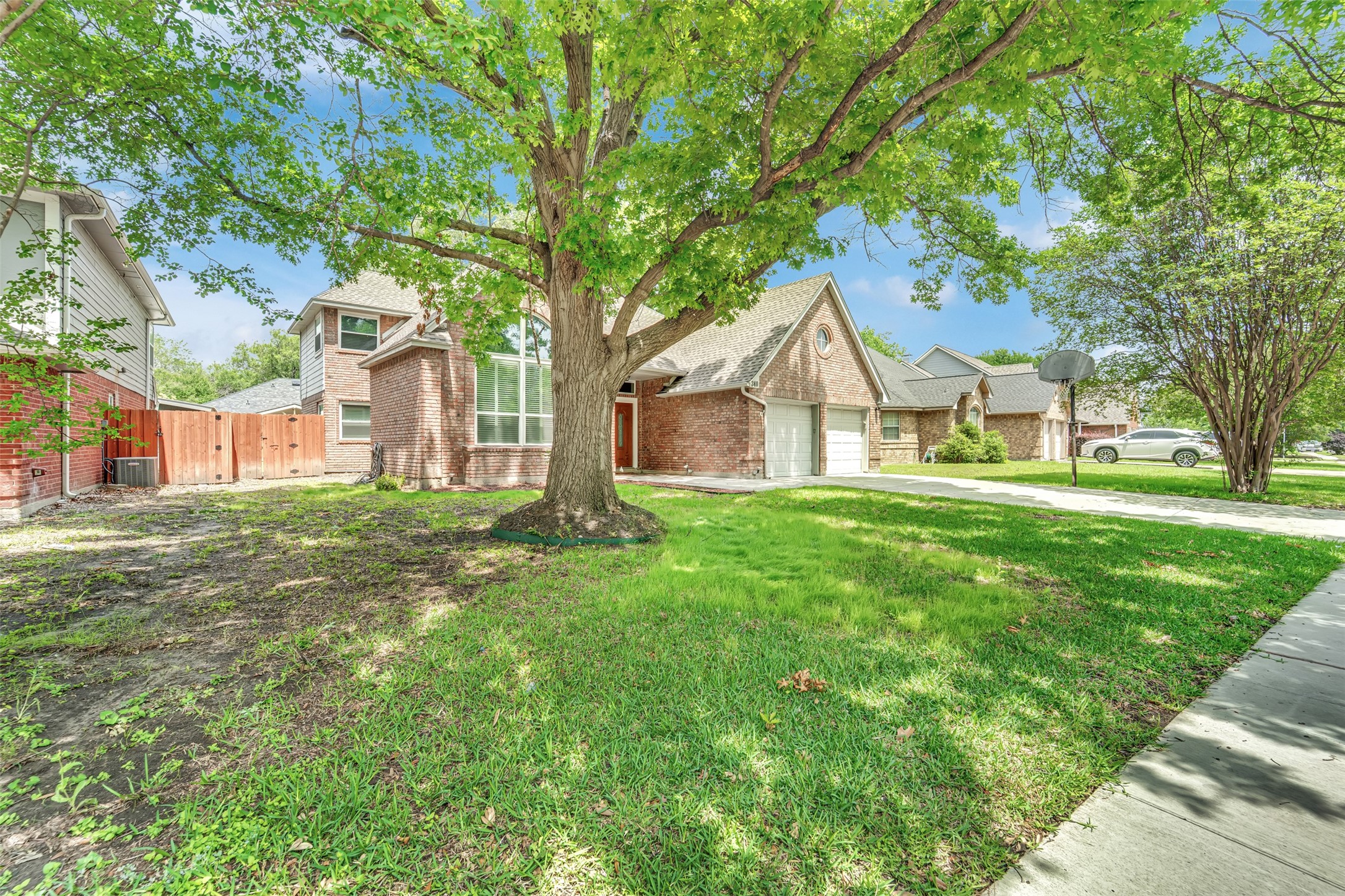 340 Clayton Street Grand Prairie TX 75052