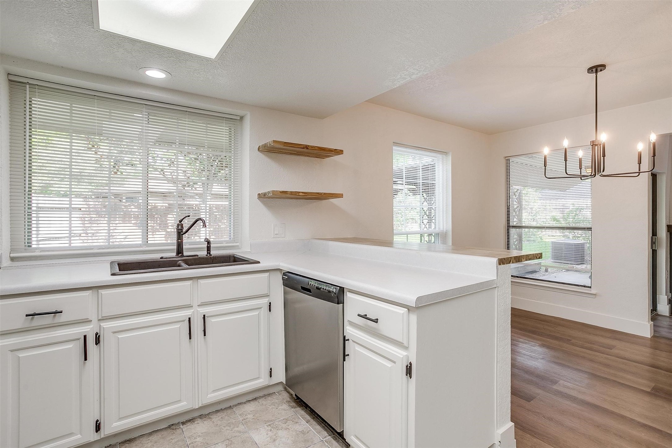 1101 Cypress Point Mansfield TX 76063