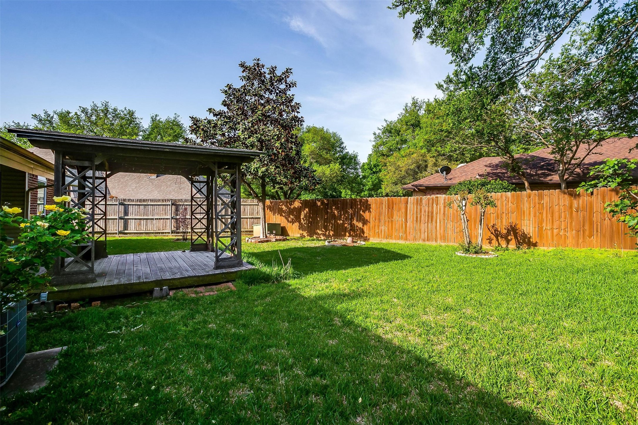 1101 Cypress Point Mansfield TX 76063