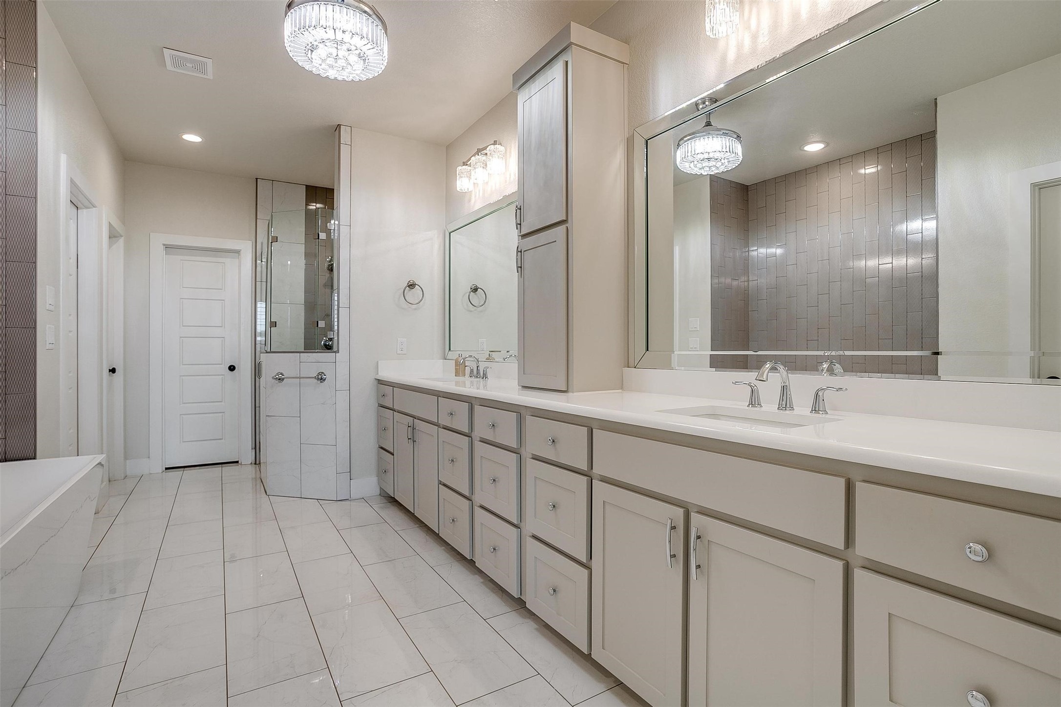 1221 Crown Valley Drive Weatherford TX 76087