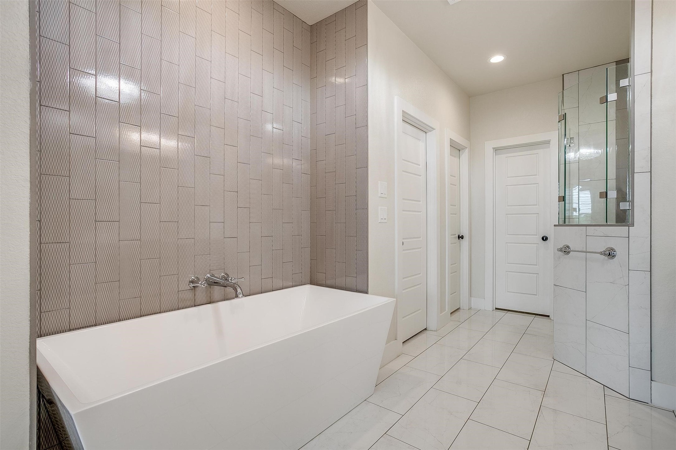 1221 Crown Valley Drive Weatherford TX 76087