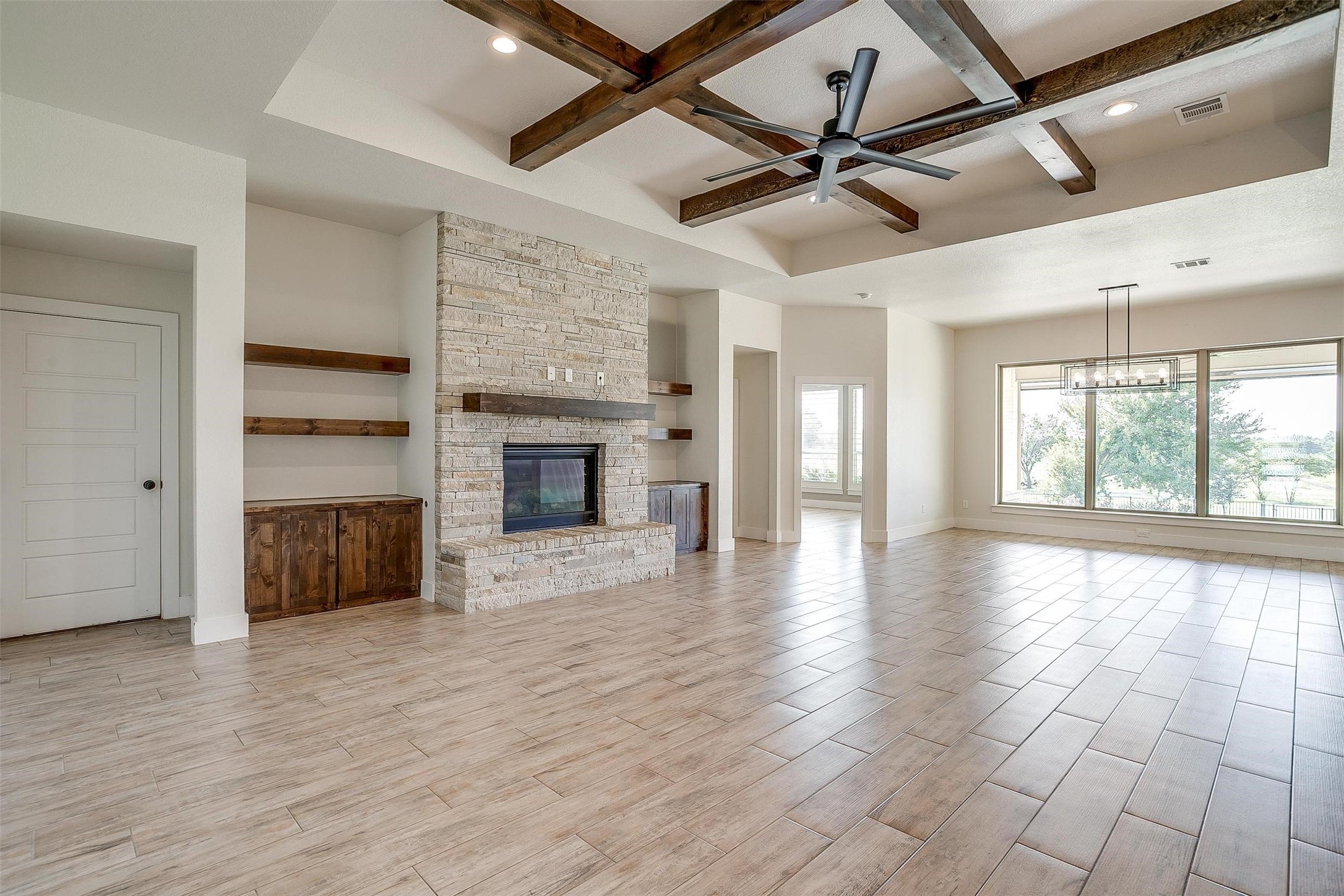 1221 Crown Valley Drive Weatherford TX 76087