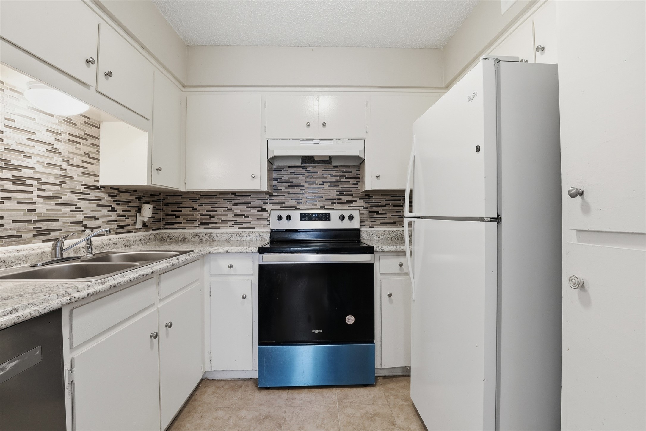 6811 Trail Lake Drive Fort Worth TX 76133
