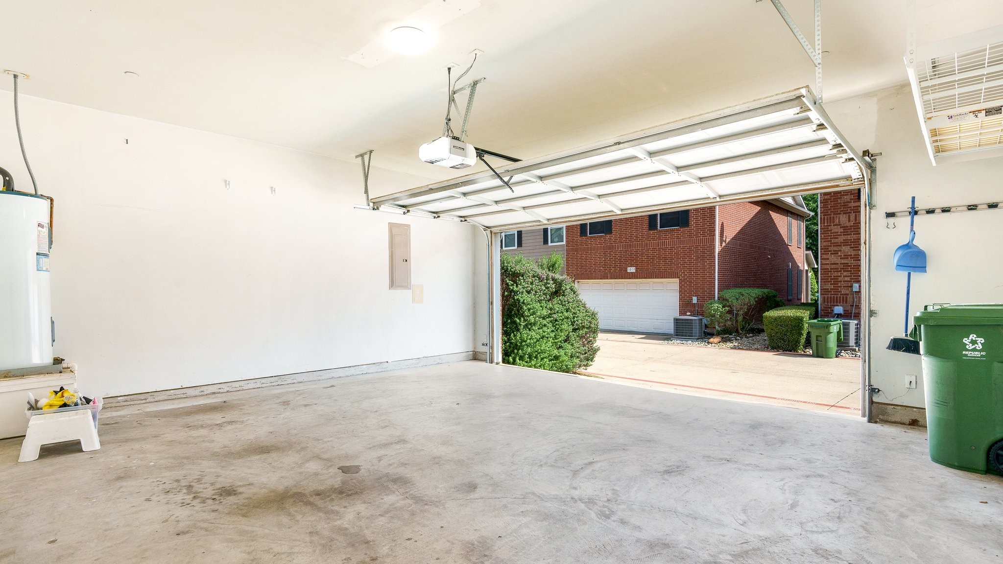 3206 Bedford Road Bedford TX 76021
