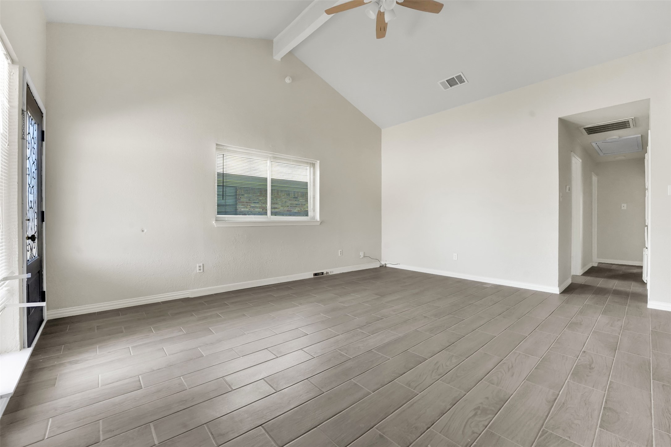 405 S Las Vegas Trail White Settlement TX 76108