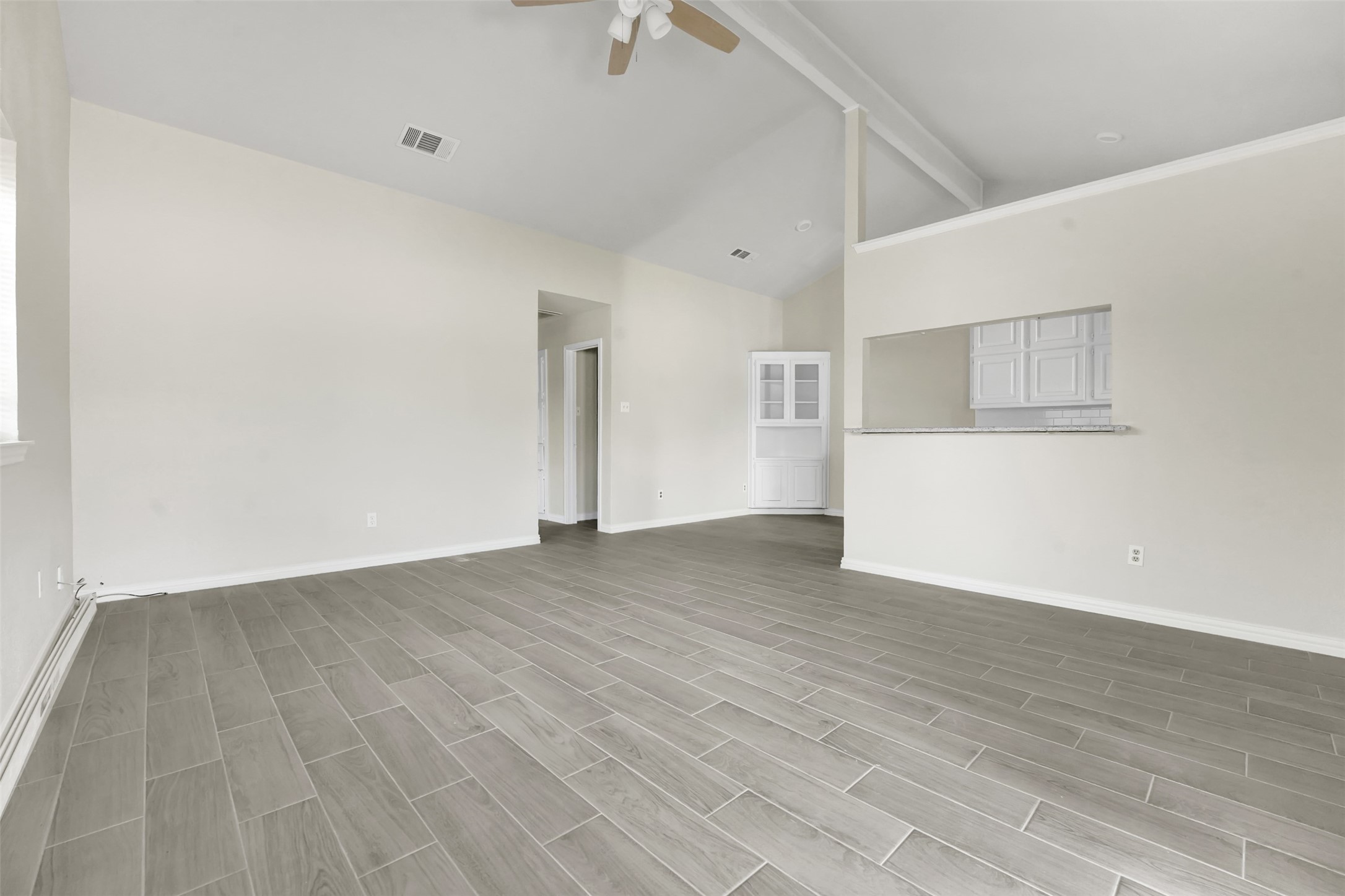 405 S Las Vegas Trail White Settlement TX 76108
