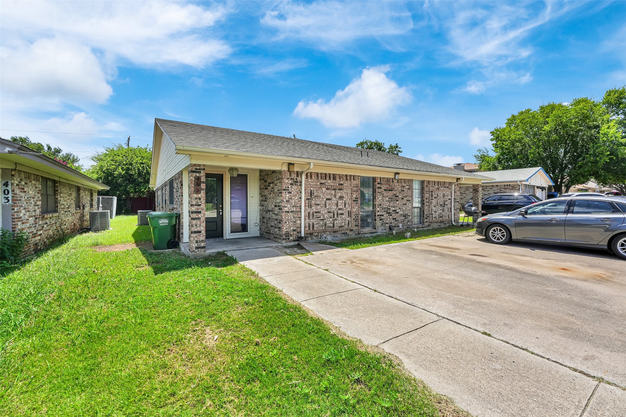 405 S Las Vegas Trail White Settlement TX 76108