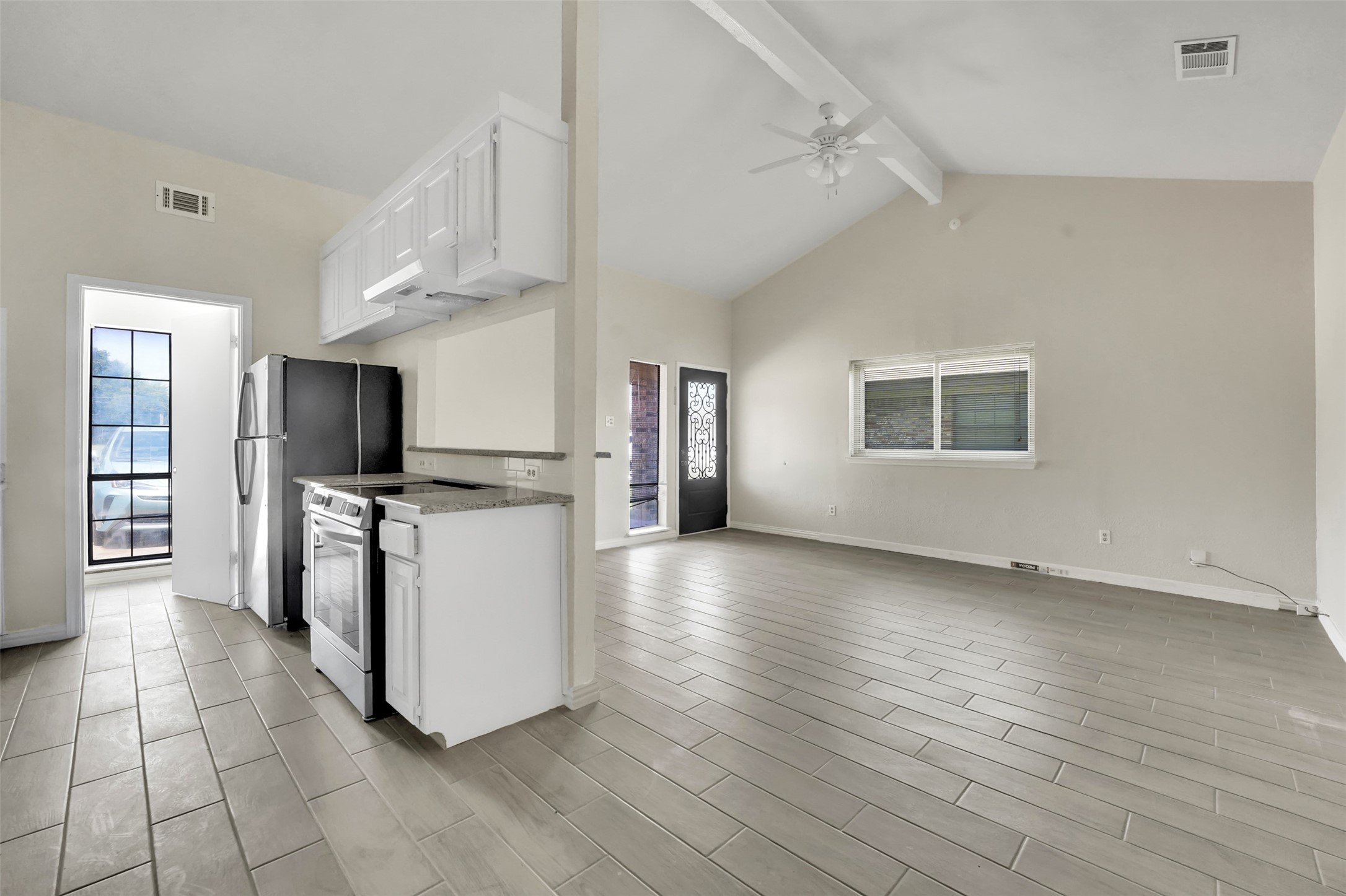 405 S Las Vegas Trail White Settlement TX 76108