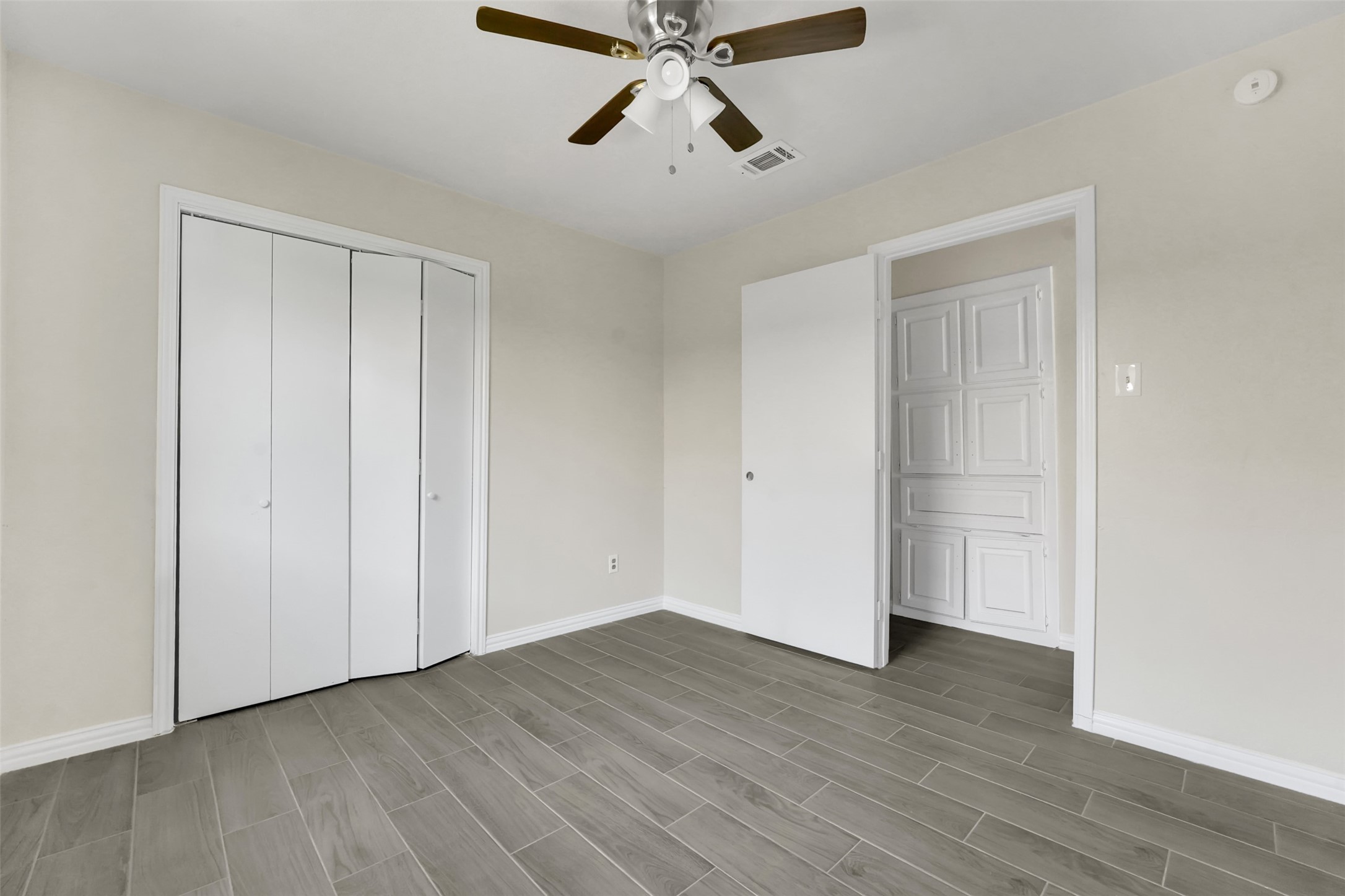 405 S Las Vegas Trail White Settlement TX 76108