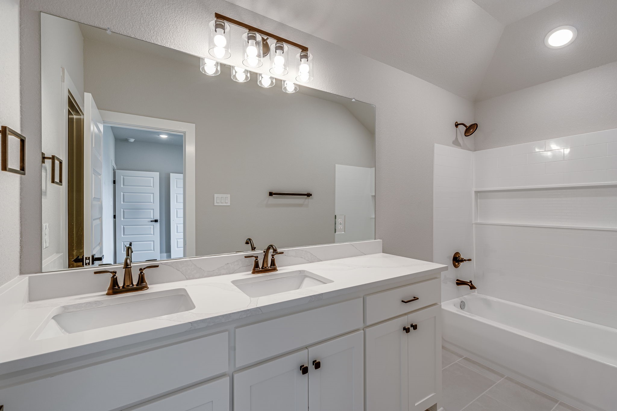 924 Cooksey Court Grandview TX 76050