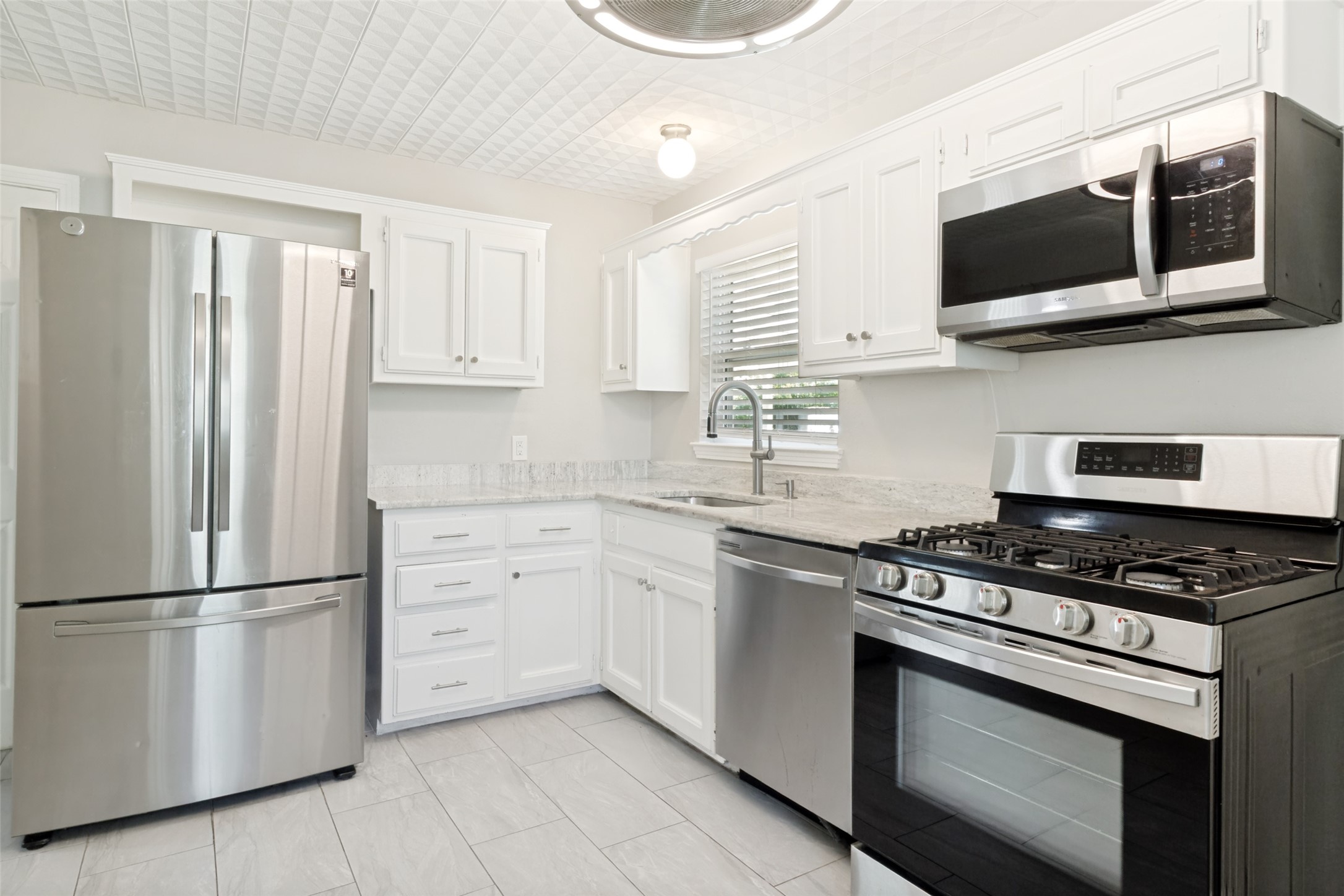 11524 Strand Street Dallas TX 75218
