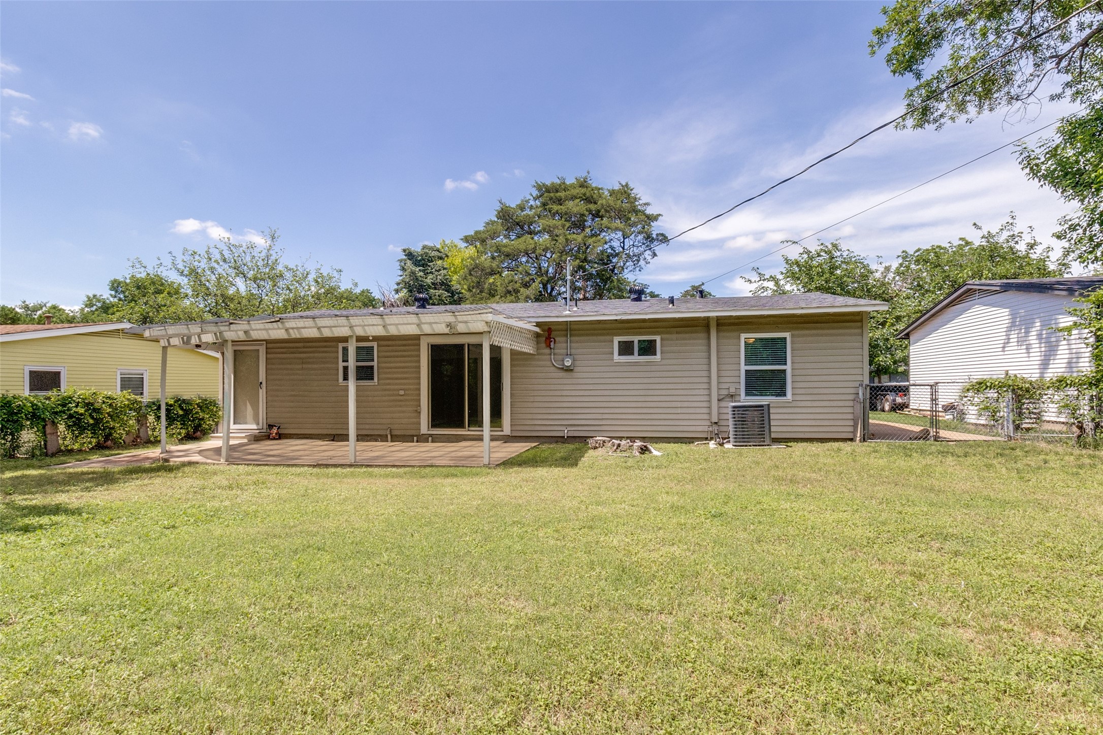 11524 Strand Street Dallas TX 75218