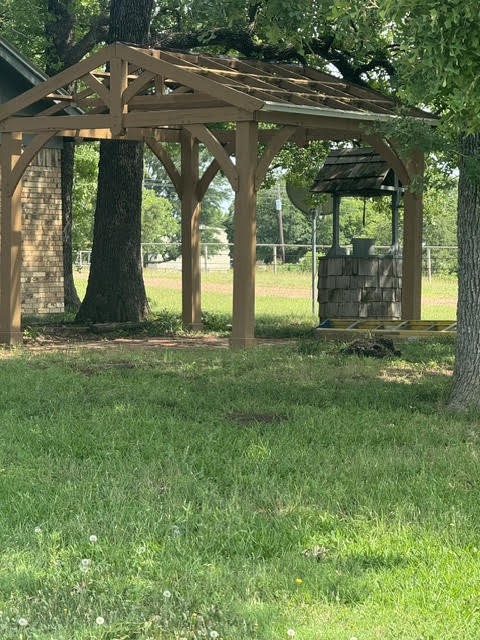 938 County Road 3341 Paradise TX 76073