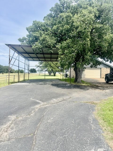 938 County Road 3341 Paradise TX 76073
