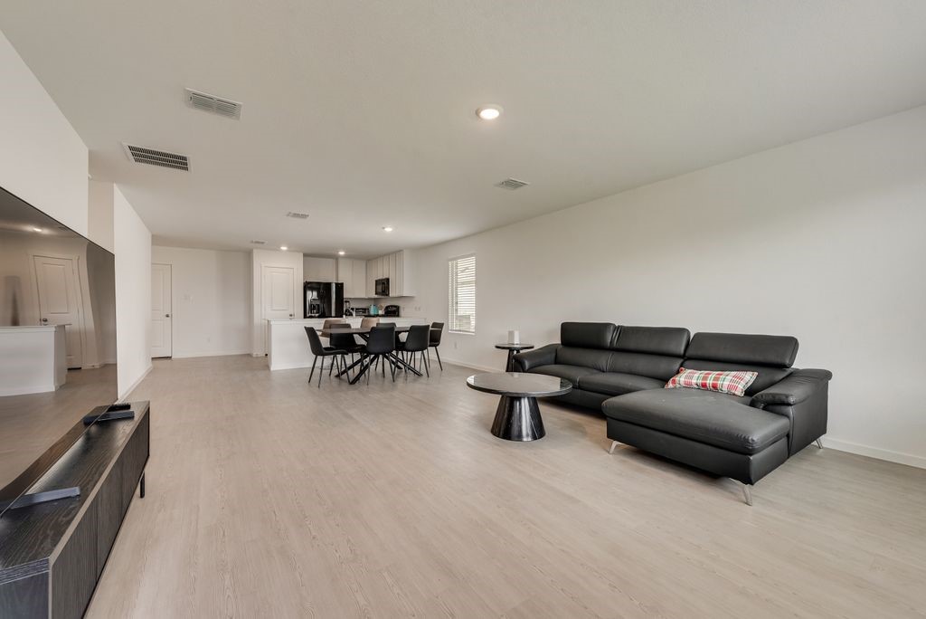 14112 Hammersmith Street Pilot Point TX 76258