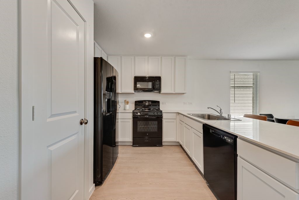 14112 Hammersmith Street Pilot Point TX 76258
