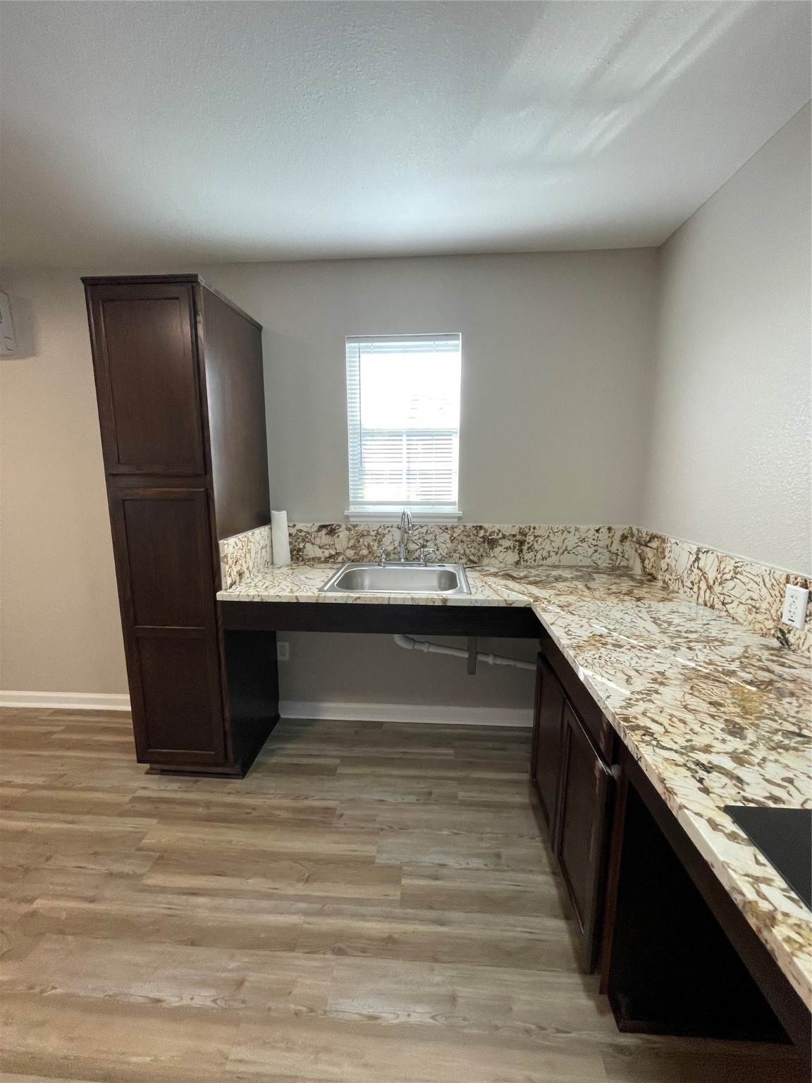 110 Crockett Street Valley View TX 76272