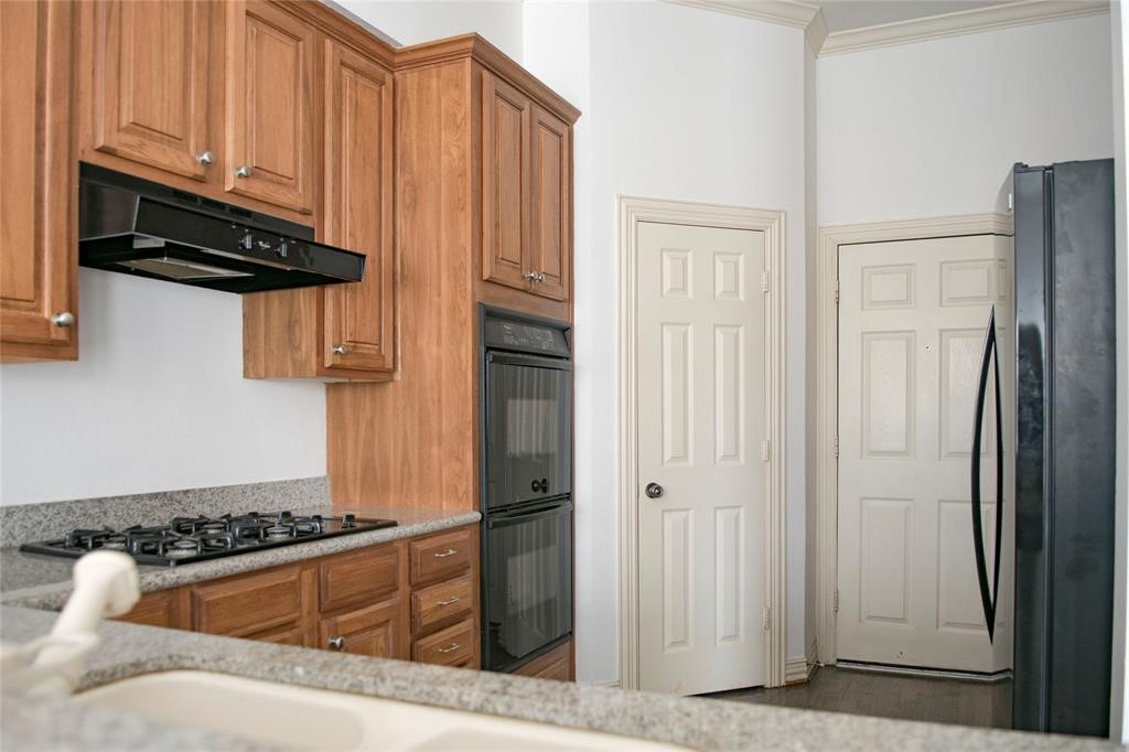 7 Stonebriar Court Dallas TX 75206