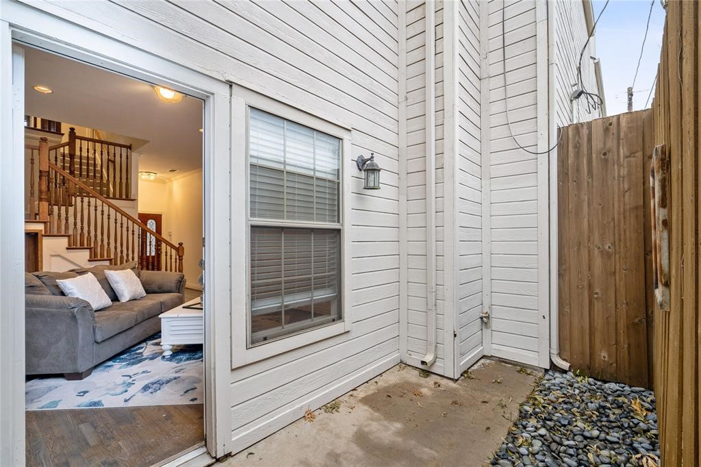 7 Stonebriar Court Dallas TX 75206