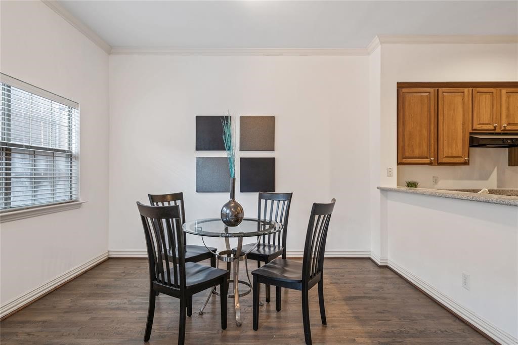 7 Stonebriar Court Dallas TX 75206