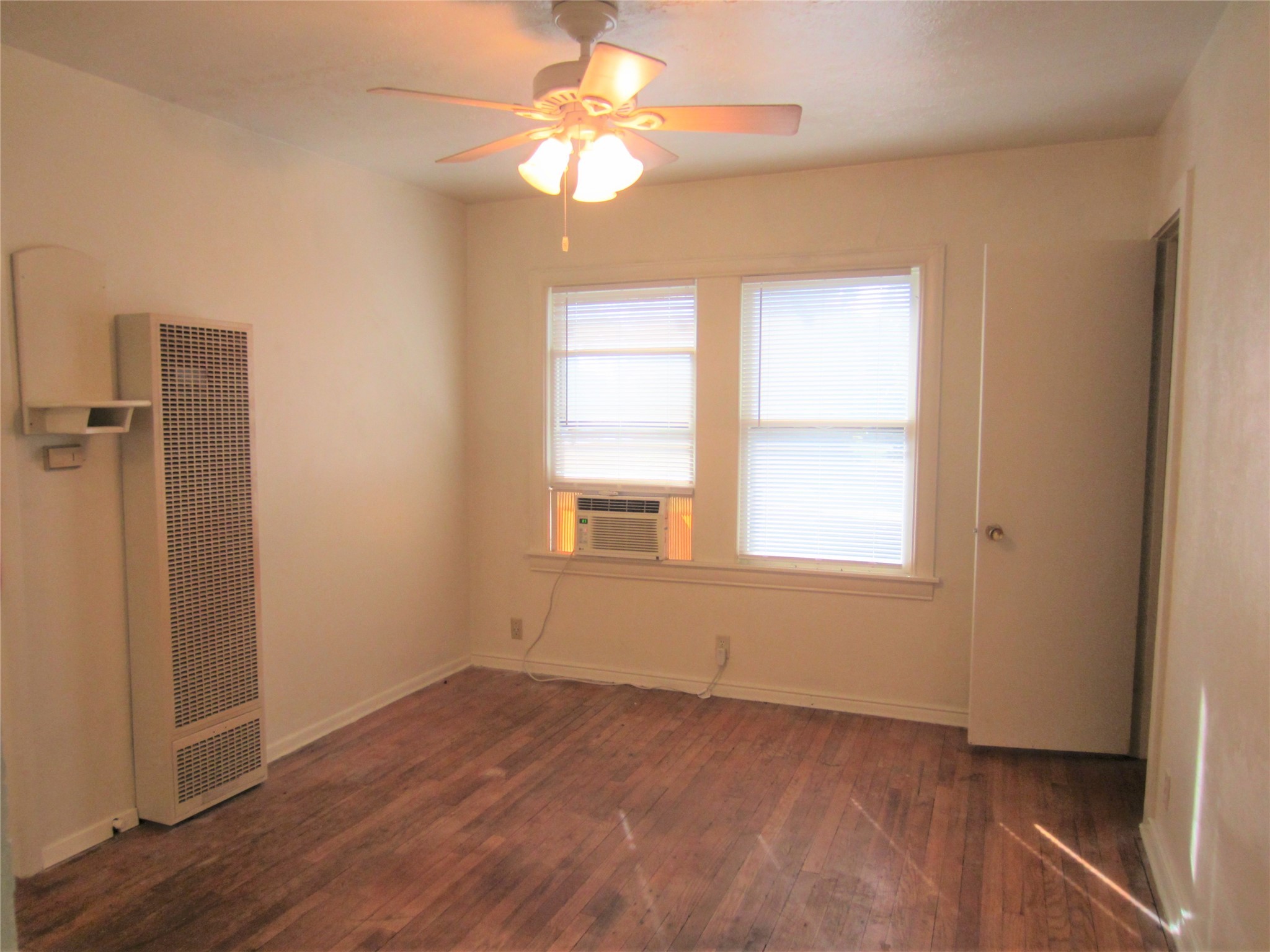 908 Greenlee Street Denton TX 76201