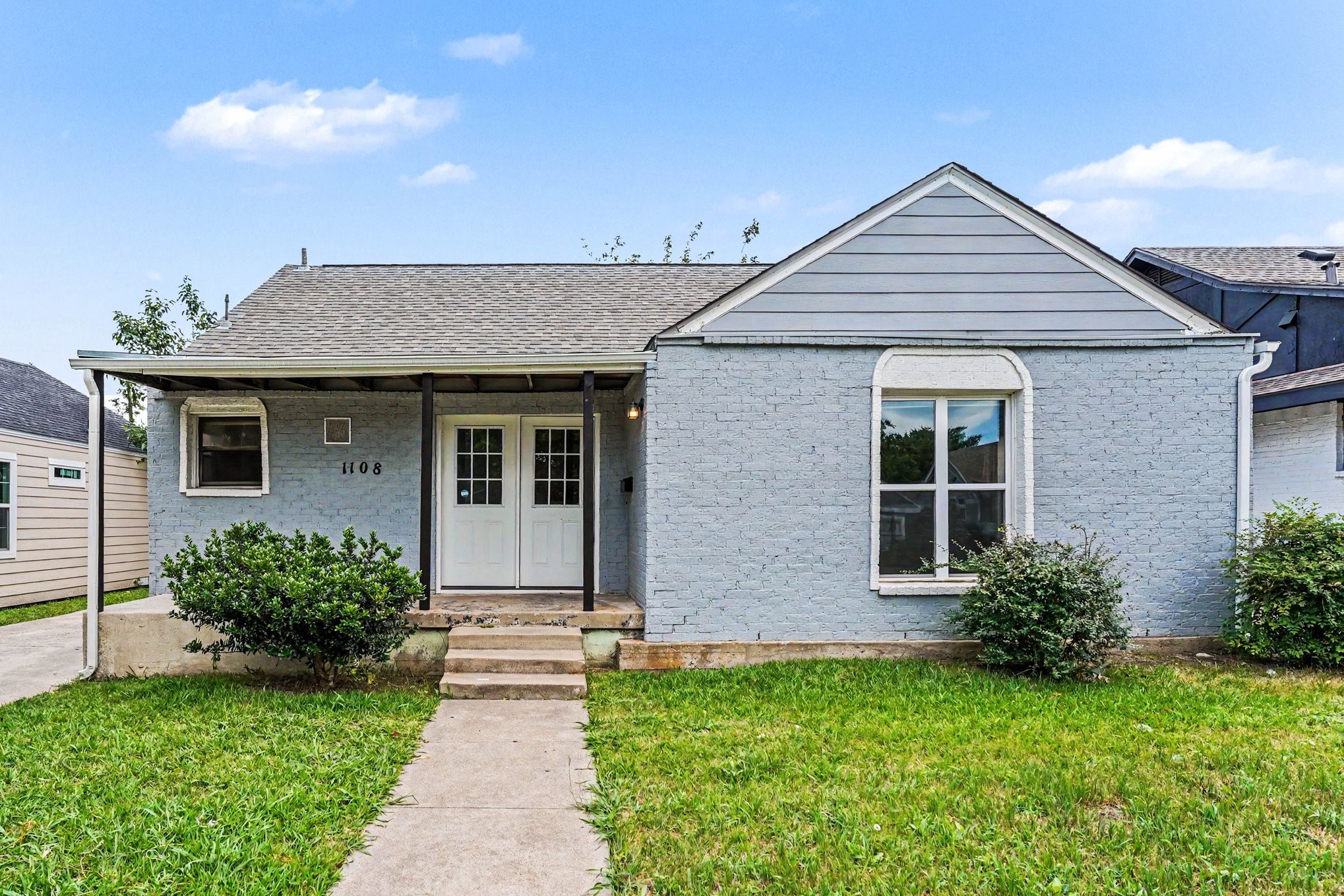 1108 E Robert Street Fort Worth TX 76104