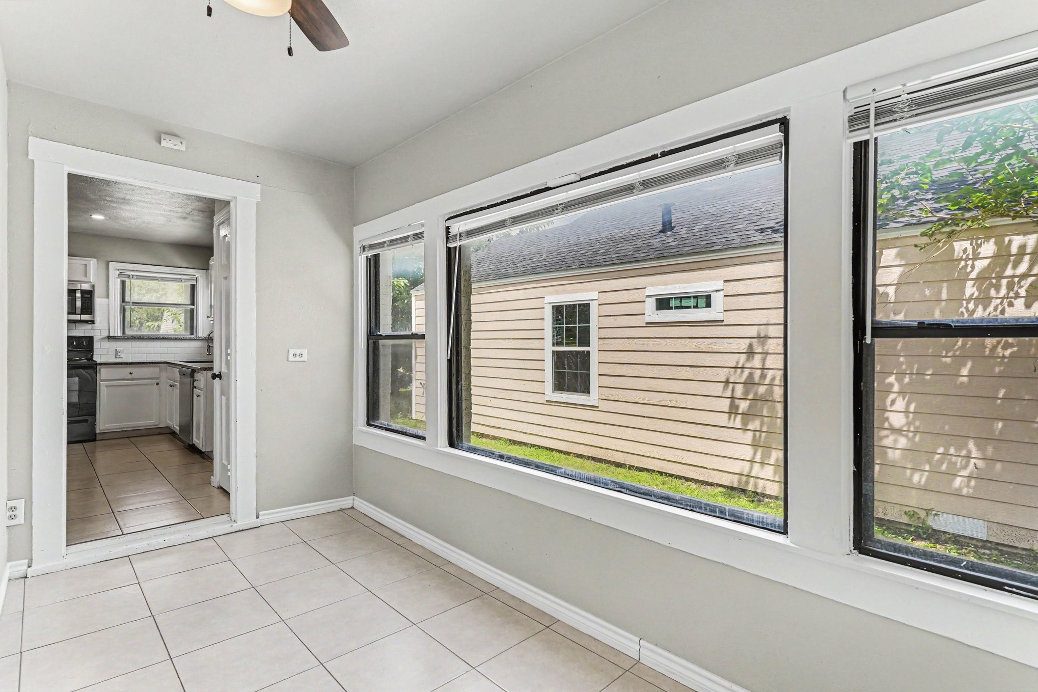 1108 E Robert Street Fort Worth TX 76104