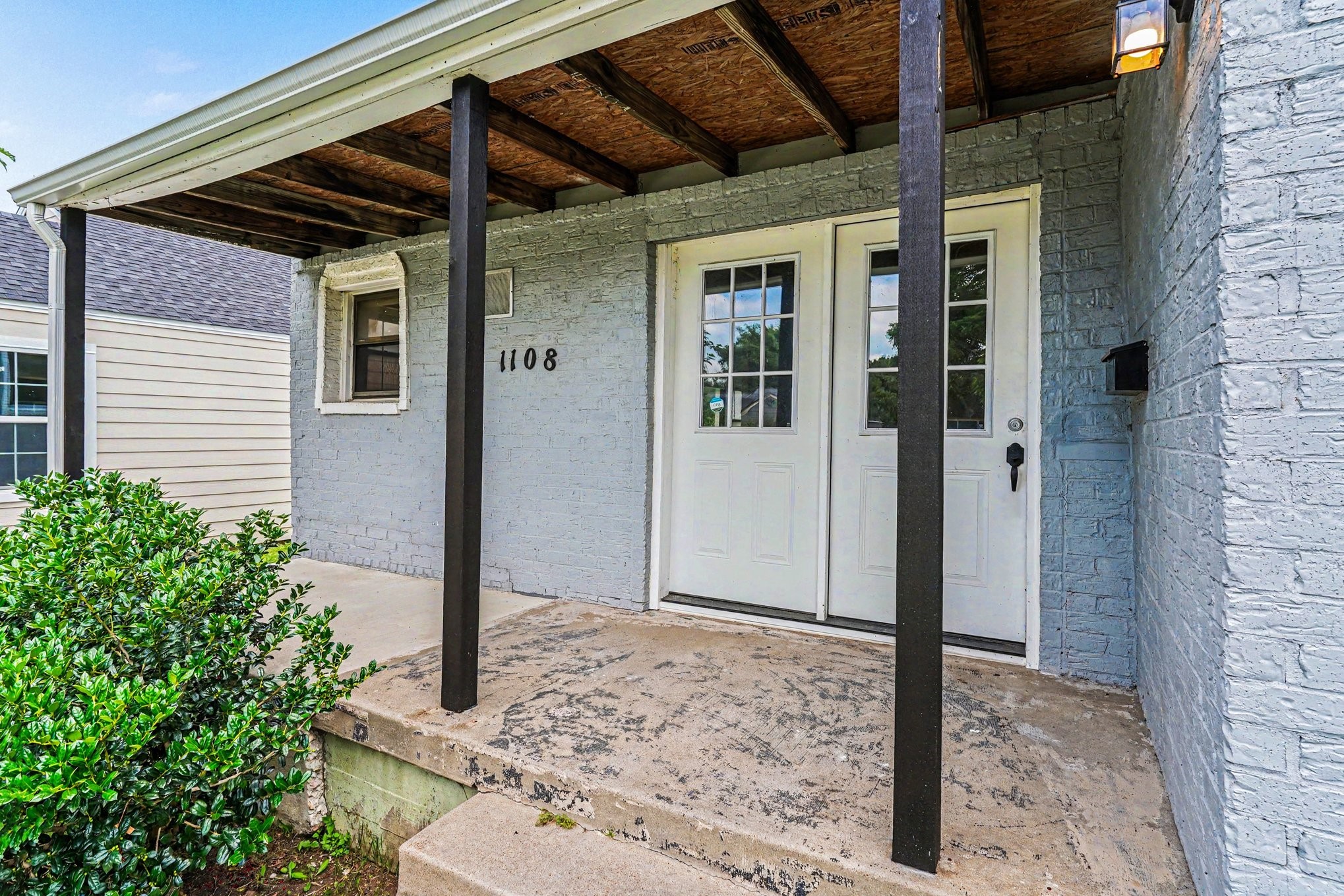 1108 E Robert Street Fort Worth TX 76104
