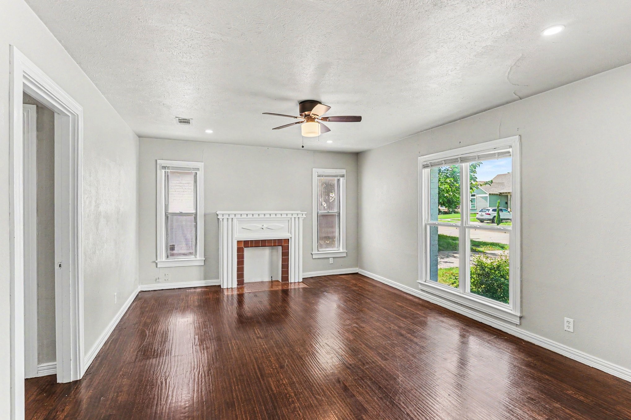 1108 E Robert Street Fort Worth TX 76104