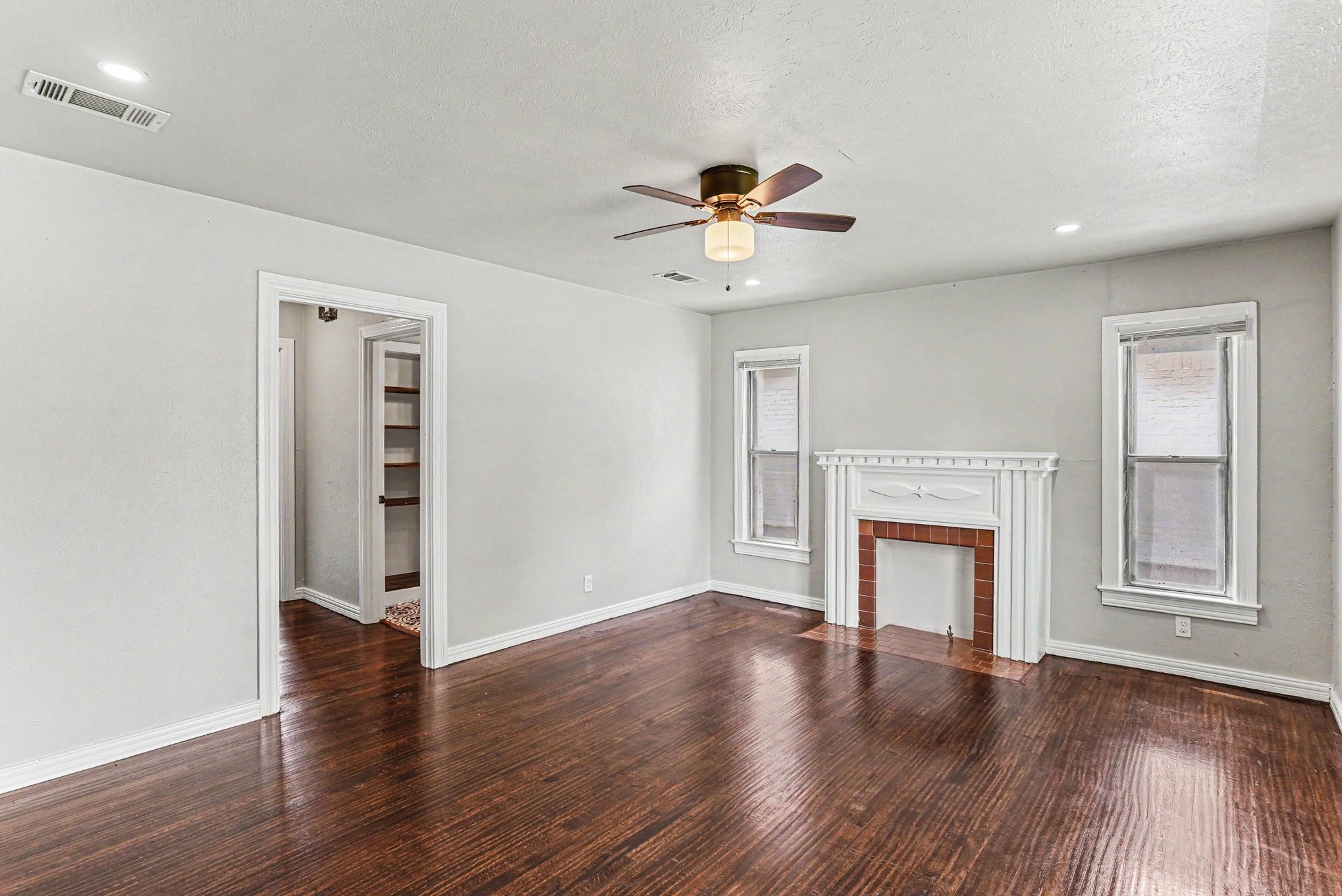 1108 E Robert Street Fort Worth TX 76104