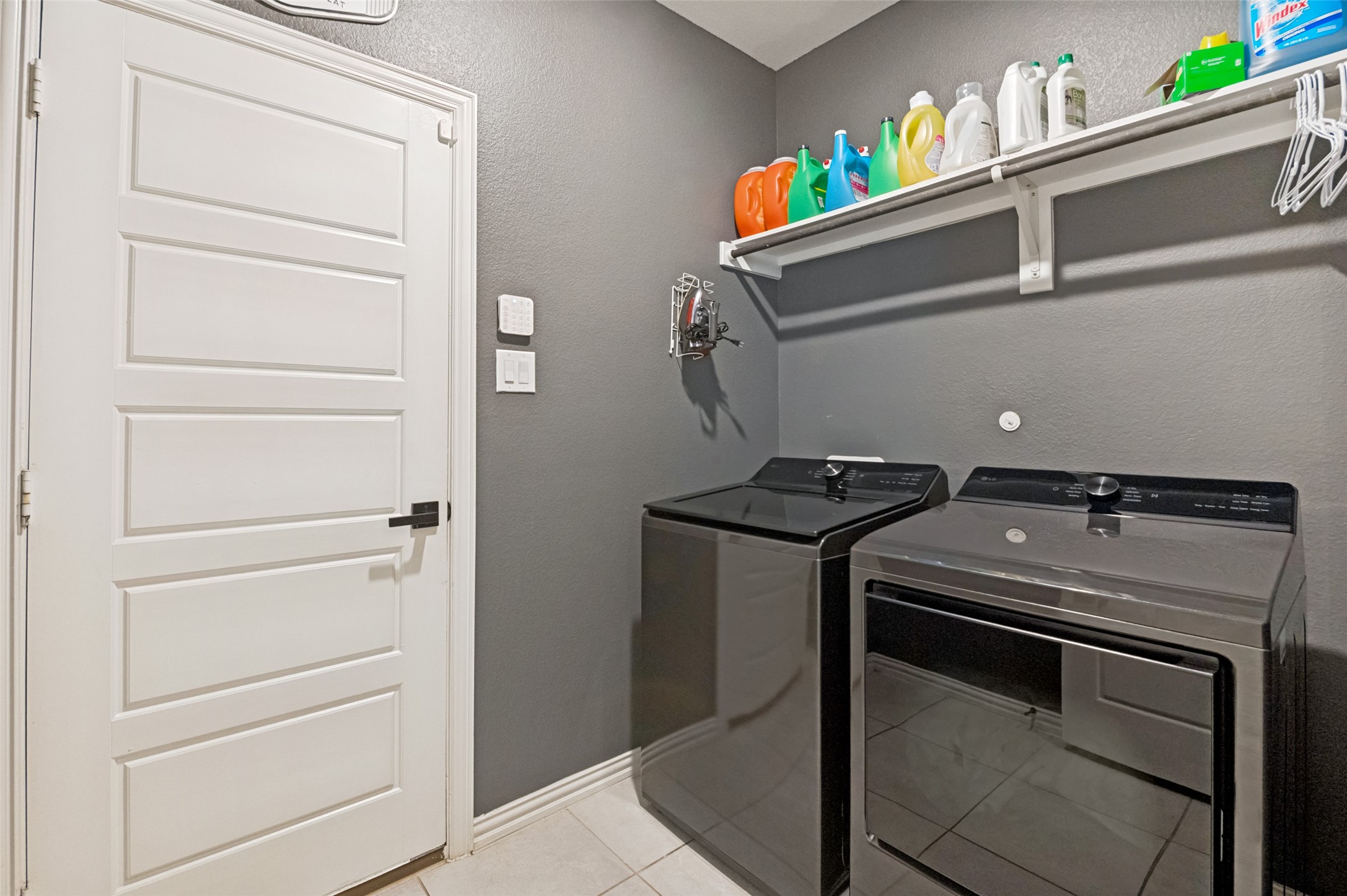 656 Bethpage Drive Red Oak TX 75154