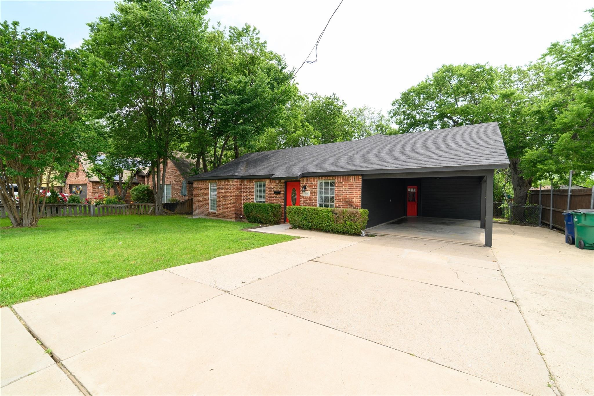 809 Wilcox Street Mckinney TX 75069