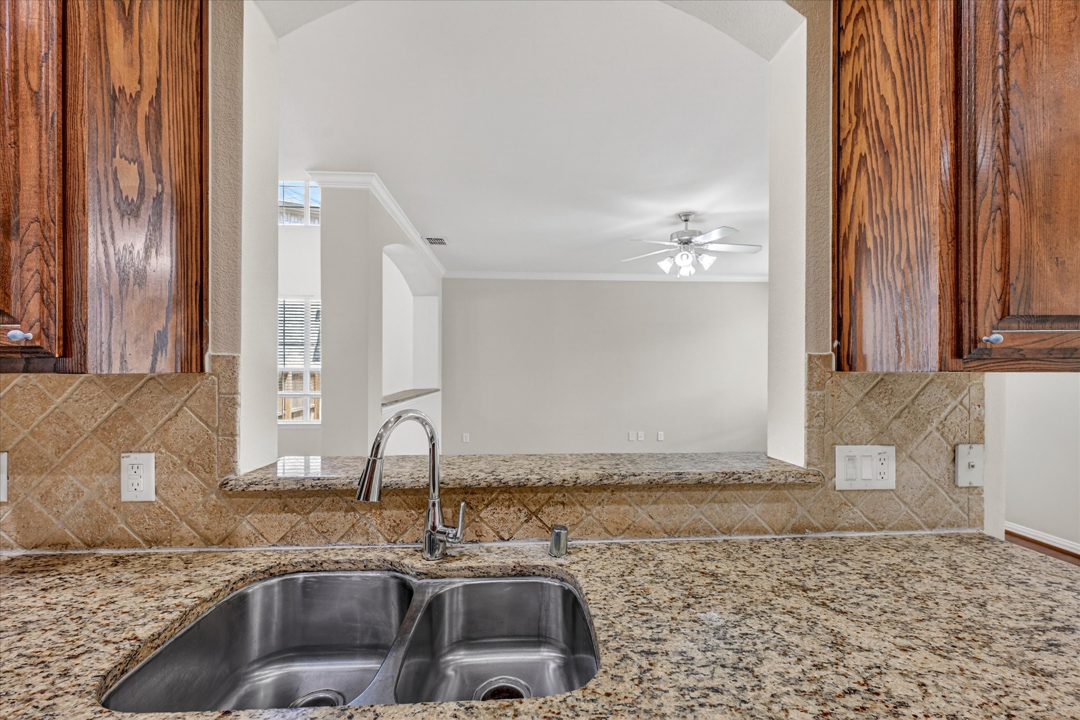 2304 Janna Way Carrollton TX 75006